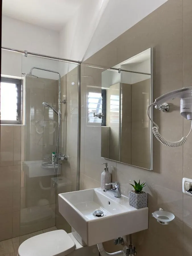 Villa White Ksamil Otel