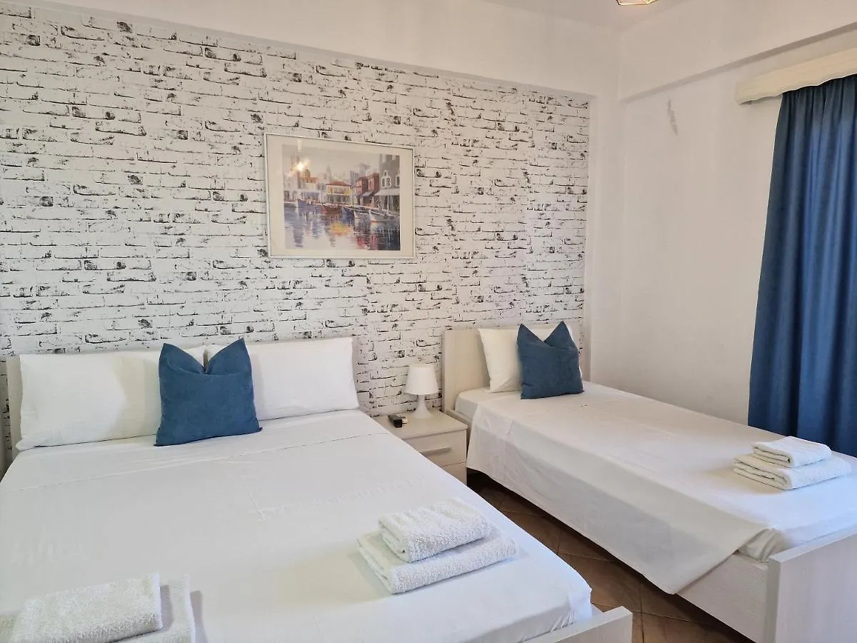 Villa White Ksamil Hotell