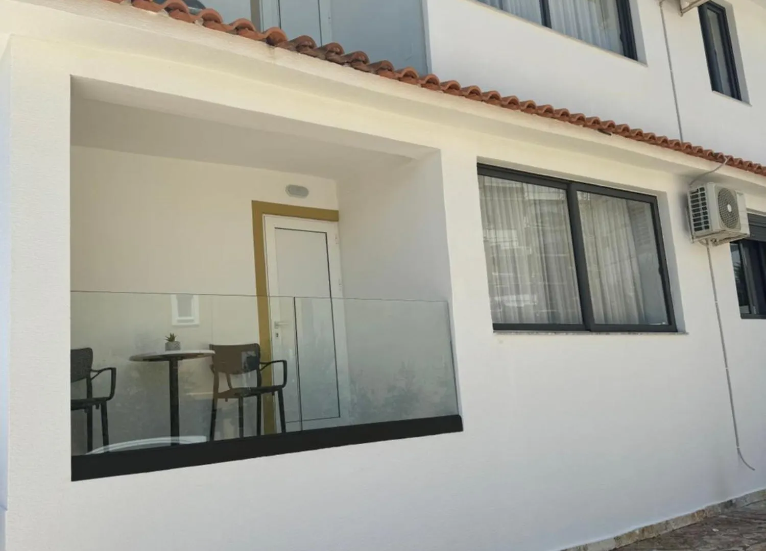 Villa White Ksamil 3*,  Albanien